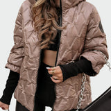 Wioletta - Puchowa kurtka com kapturem e wzorem